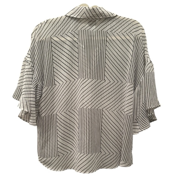 Cabi Parallel Button Down Black & White Striped Artsy Pattern - Sheer-Sz Small - Picture 7 of 13